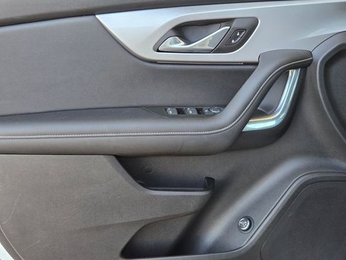 Used 2023 Chevrolet Blazer LT w/ Convenience Package image 11