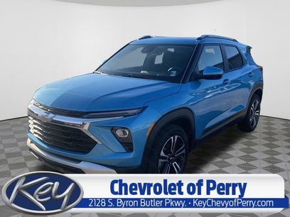 New 2025 Chevrolet TrailBlazer LT w/ Convenience Package