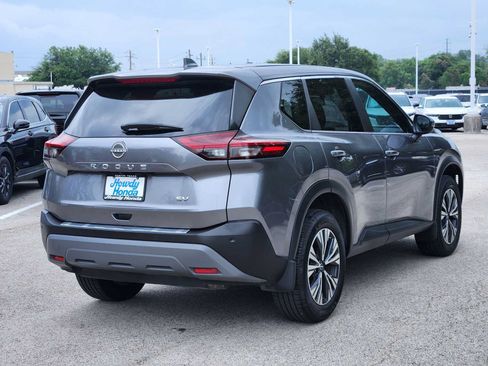 Used 2023 Nissan Rogue SV FWD image 6