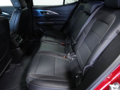 Used 2024 Chevrolet Equinox EV LT FWD image 24