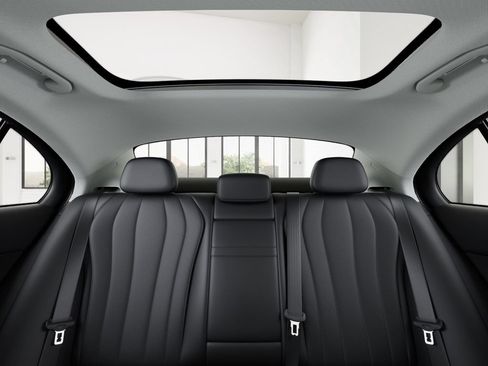 Used 2026 Mercedes-Benz E 350 Sedan image 44