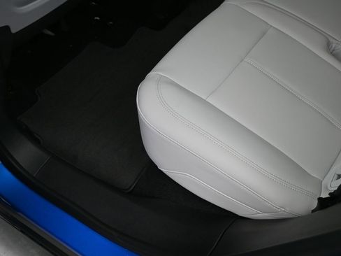 New 2026 Cadillac Optiq Luxury 1 image 13