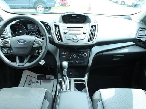 Used 2017 Ford Escape SE FWD image 16