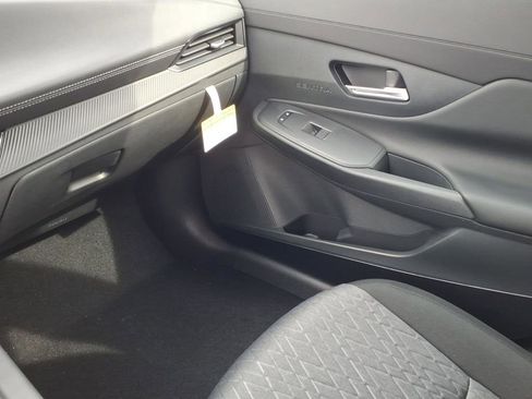 New 2026 Nissan Sentra SV image 23