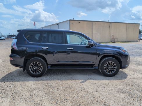 Used 2021 Lexus GX 460 Premium w/ Premium Package AWD/4WD image 7