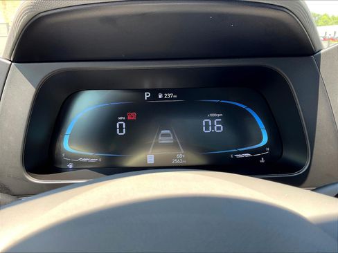 Certified 2026 Hyundai Elantra Sport FWD image 13