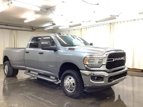 Used 2024 RAM 3500 Big Horn image 4