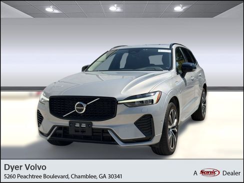 Used 2023 Volvo XC60 T8 Plus w/ Climate Package AWD/4WD image 1