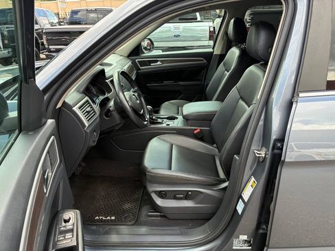 Used 2019 Volkswagen Atlas SE w/ Towing Package FWD image 9