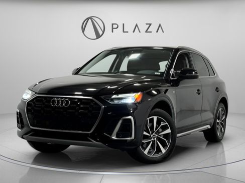 Certified 2023 Audi Q5 2.0T Premium w/ Convenience Package image 1