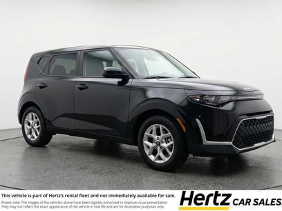 Used 2025 Kia Soul LX w/ LX Technology Package