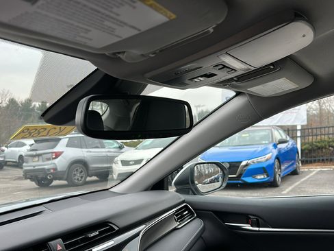 Used 2020 Toyota Camry XSE image 21