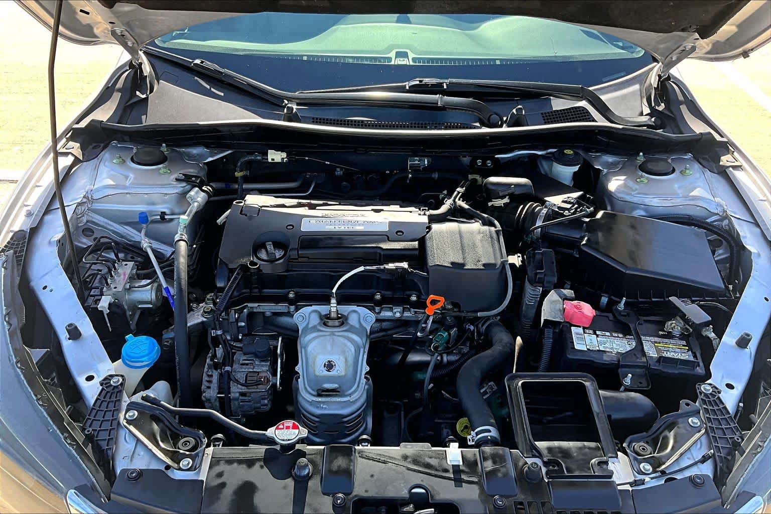 Used 2015 Honda Accord LX image 30