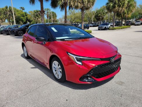 New 2026 Toyota Corolla SE image 2