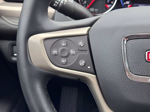 Used 2023 GMC Acadia Denali AWD/4WD image 24