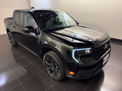New 2026 Ford Maverick Lariat w/ Black Appearance Package