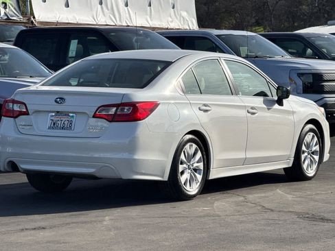 Used 2017 Subaru Legacy 2.5i w/ Alloy Wheel Package image 4