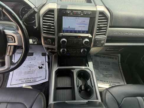 Used 2020 Ford F250 Platinum w/ FX4 Off-Road Package AWD/4WD image 11