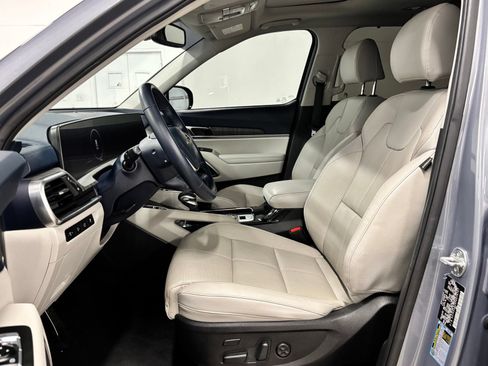 Used 2023 Kia Telluride SX FWD image 17