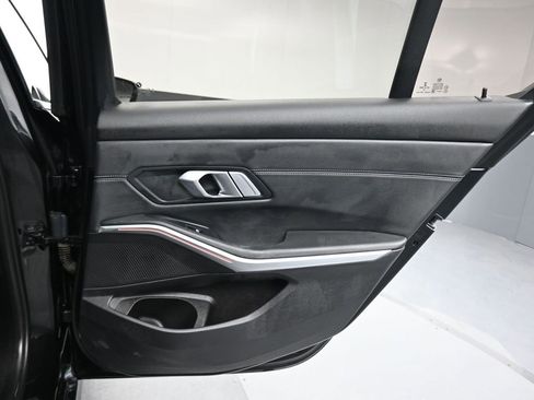 Used 2020 BMW 330i xDrive Sedan w/ Premium Package image 35