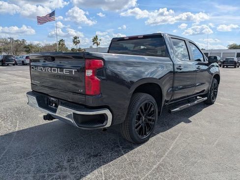Used 2022 Chevrolet Silverado 1500 LT w/ Protection Package image 5