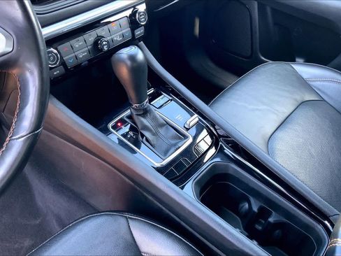 Used 2022 Jeep Compass Limited image 16