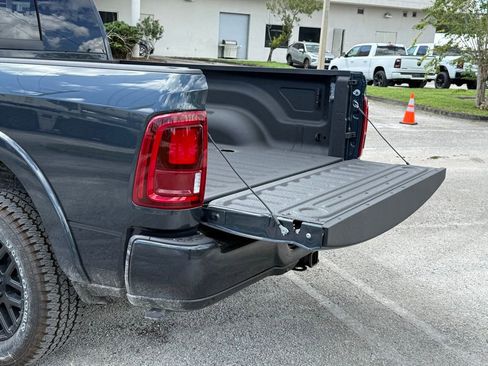New 2025 RAM 2500 Limited image 34