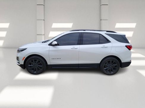 Used 2022 Chevrolet Equinox RS w/ RS Leather Package image 4