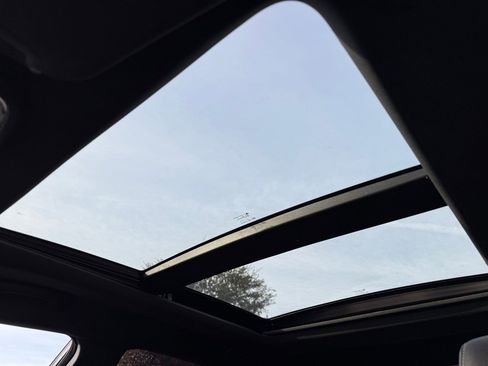 Used 2021 Chrysler 300 S w/ S Model Appearance Package image 18