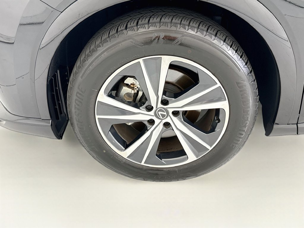 Used 2024 Lexus RX 350 Premium w/ Cold Area Package FWD image 28