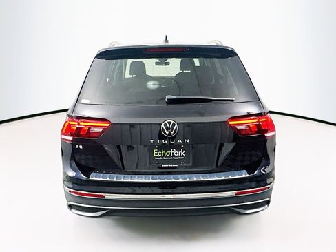 Used 2022 Volkswagen Tiguan SE image 7