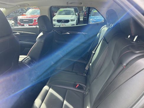 Used 2022 Buick Envision Essence w/ Technology Package I image 16