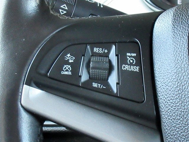 Used 2019 Chevrolet Trax Premier AWD/4WD image 19