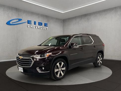 Used 2020 Chevrolet Traverse LT w/ LT Premium Package AWD/4WD image 11
