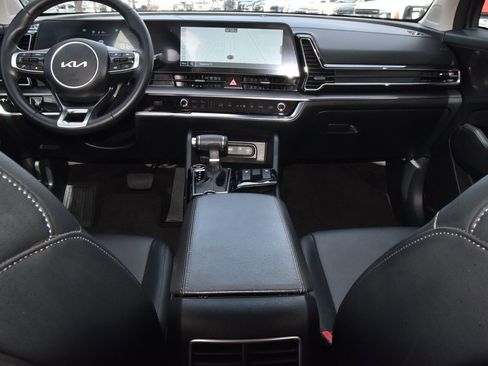 Used 2023 Kia Sportage EX image 16