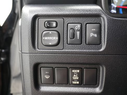 Used 2016 Toyota 4Runner Limited RWD image 28