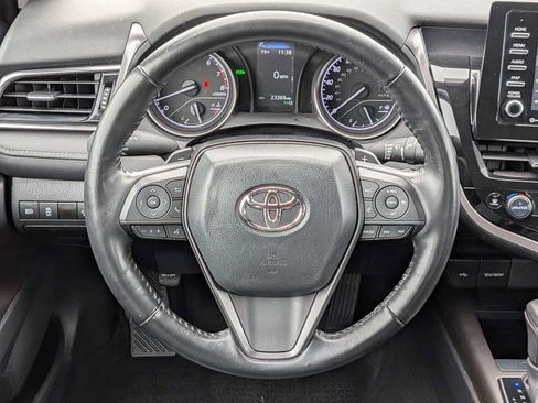 Used 2023 Toyota Camry SE w/ Cold Weather Package FWD image 22