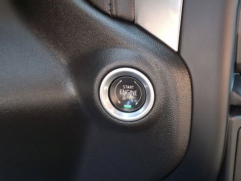 Certified 2022 Chevrolet Silverado 1500 LT image 25