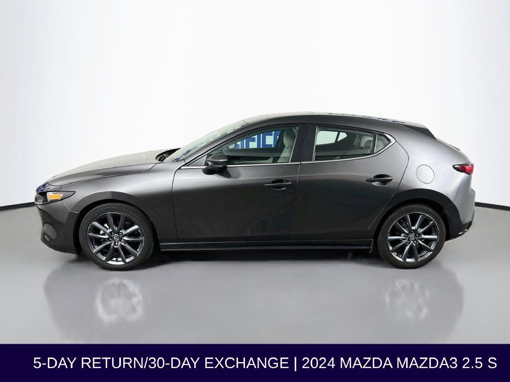 Used 2024 MAZDA MAZDA3 s FWD image 5