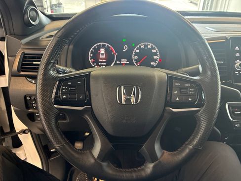 Used 2024 Honda Ridgeline Black Edition image 17