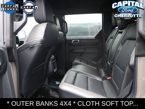 Used 2025 Ford Bronco Outer Banks AWD/4WD image 11