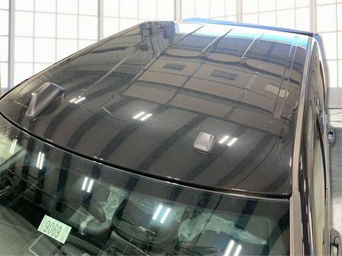 Used 2024 RAM 2500 Tradesman w/ Chrome Appearance Group image 9