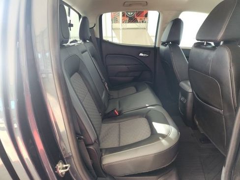 Used 2019 Chevrolet Colorado Z71 AWD/4WD image 22