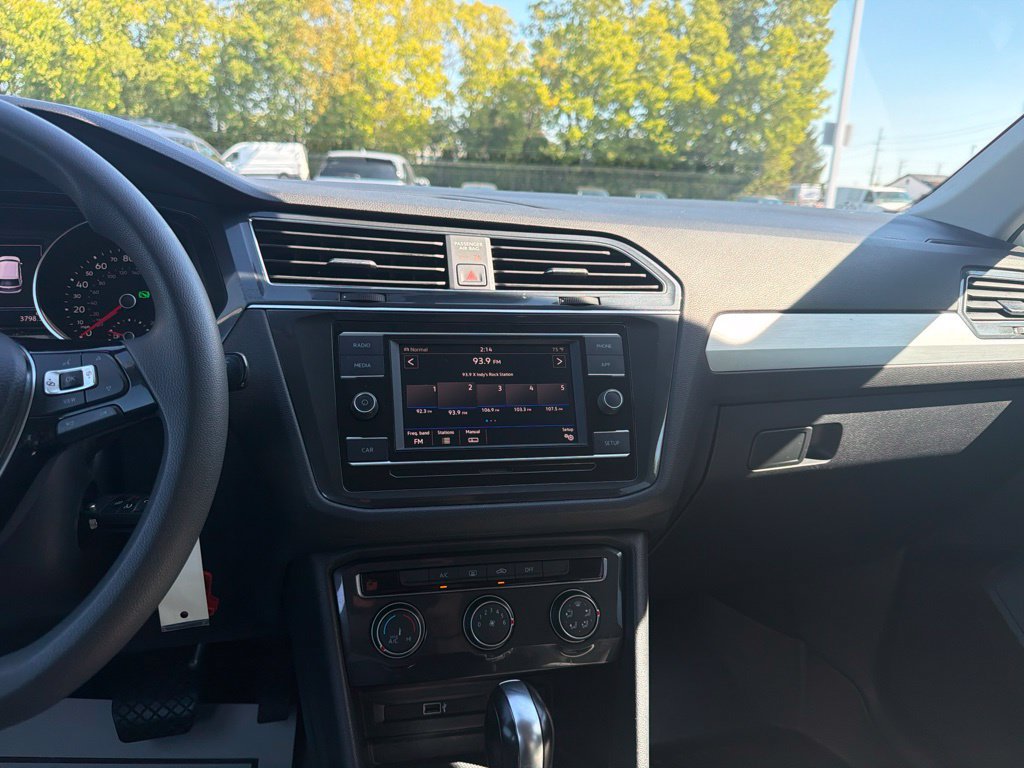 Used 2019 Volkswagen Tiguan S w/ Driver Assistance Package AWD/4WD image 14