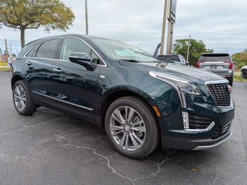 New 2026 Cadillac XT5 Premium Luxury w/ Driver Assist Package image 2