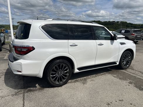 Used 2023 Nissan Armada Platinum w/ Captain's Chairs Package AWD/4WD image 6