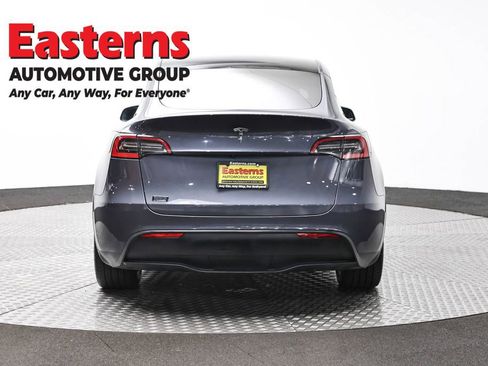 Used 2021 Tesla Model Y Long Range AWD/4WD image 6