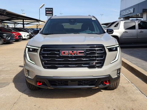 New 2026 GMC Acadia AT4 w/ Luxury Package image 9