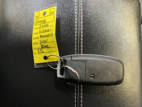 Used 2025 Nissan Murano Platinum w/ Cargo Package image 53