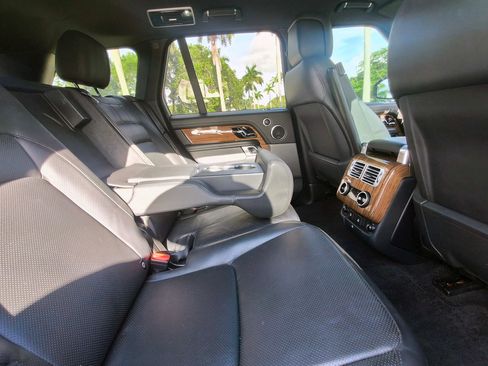 Used 2019 Land Rover Range Rover HSE AWD/4WD image 36